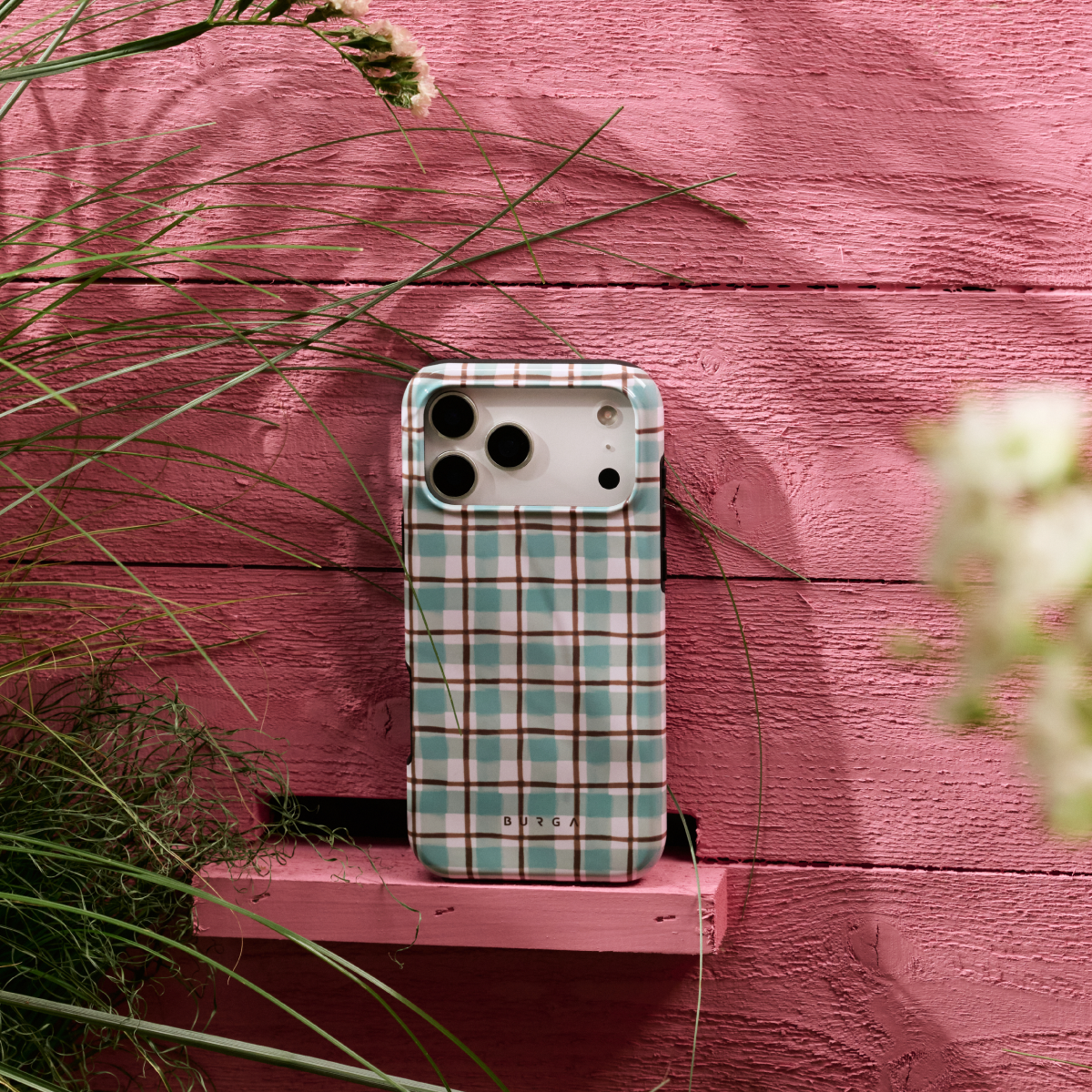 The Cottage - Xiaomi 17 Ultra Case