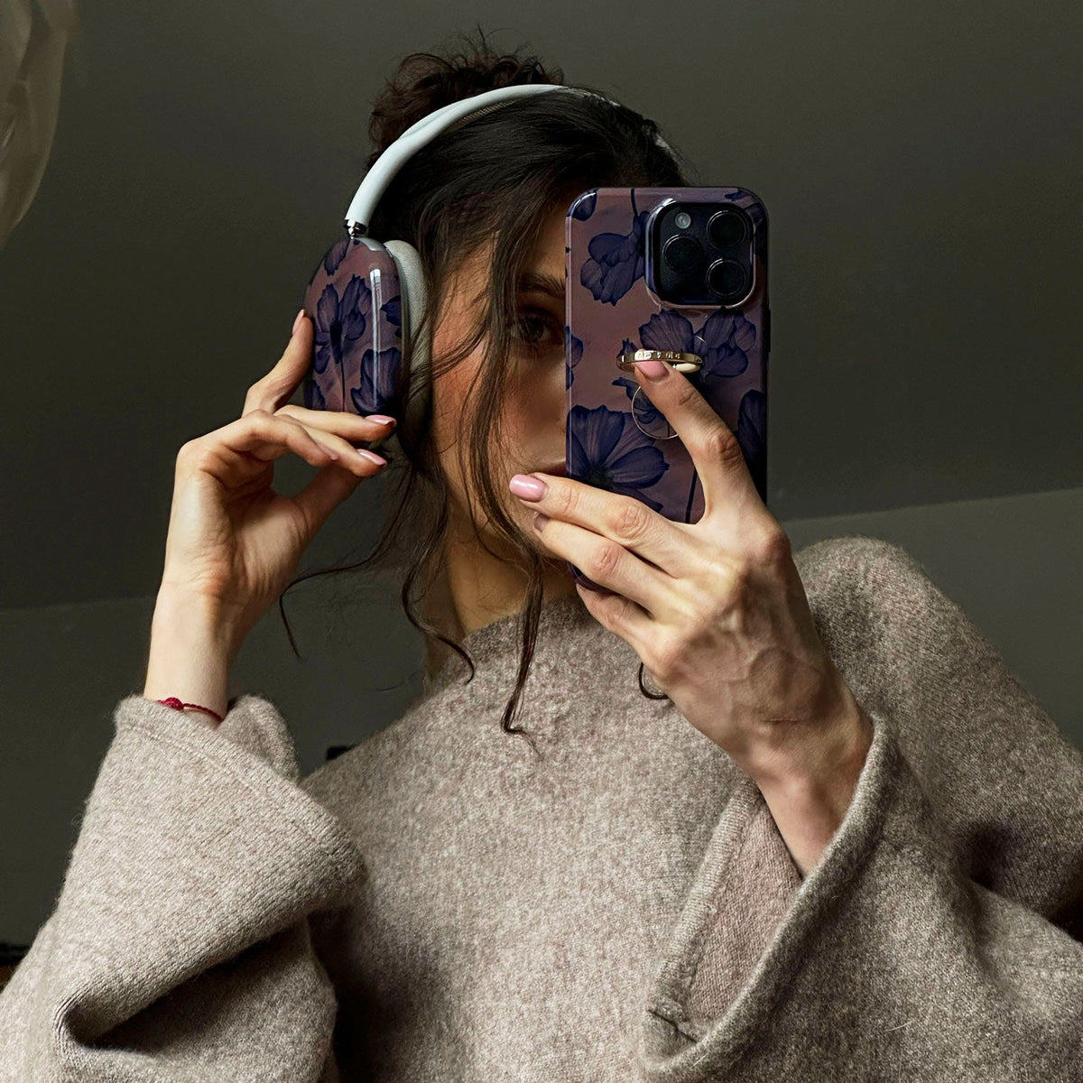 Velvet Night - Xiaomi 17 Case