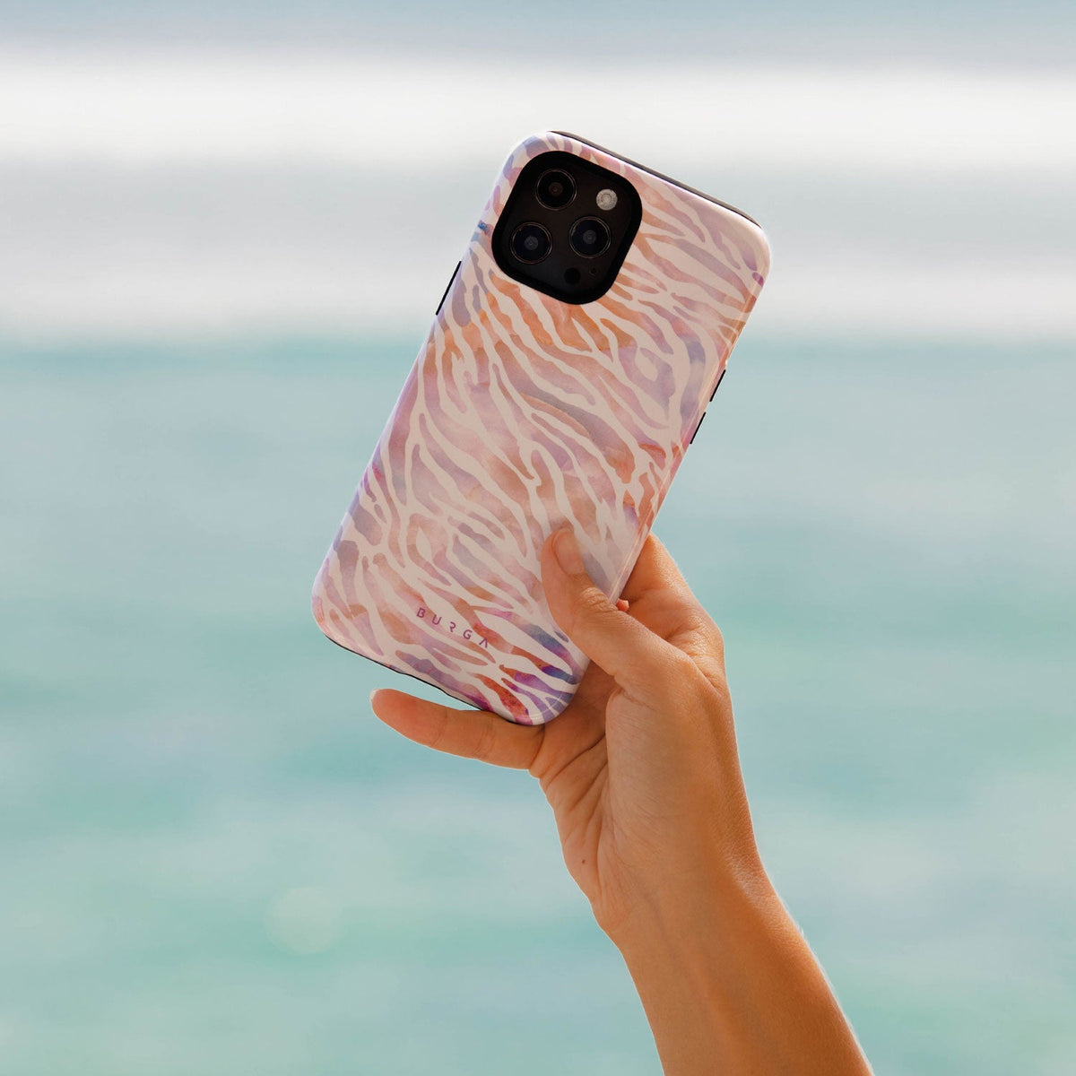 Sultry July - Zebra Xiaomi 17 Ultra Case