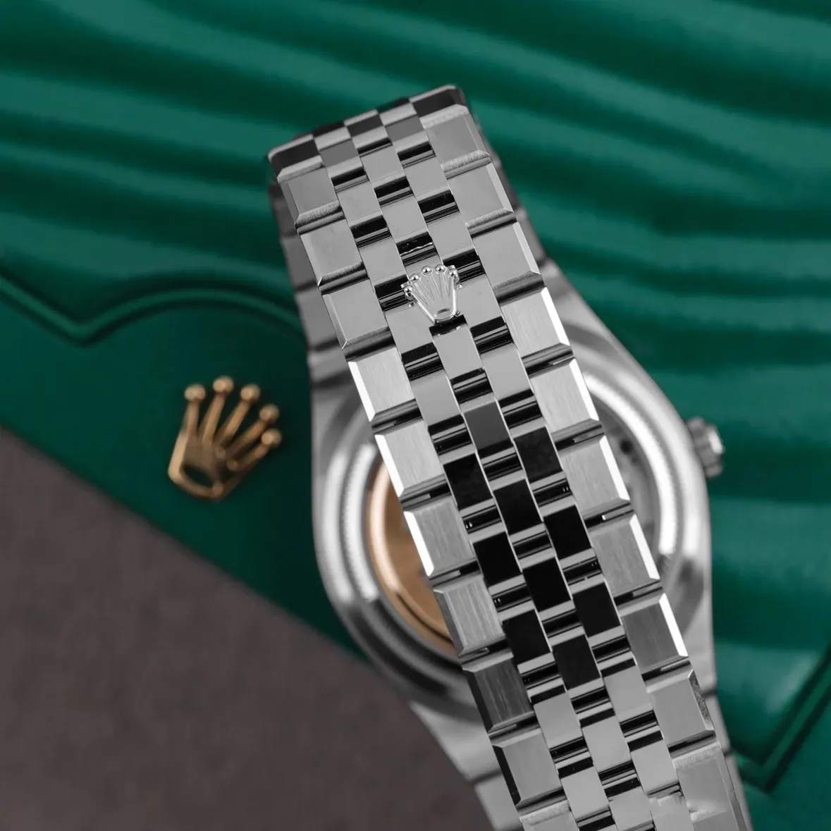 Land-Dweller 40 mm 127334 – Luxusuhr aus Oystersteel & Weißgold